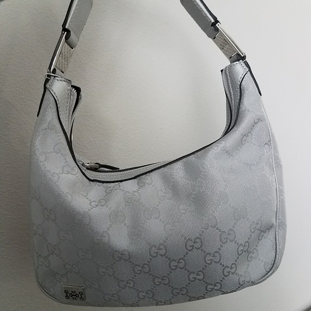 New Small authentic gucci hobo bag - Picture 2 of 5